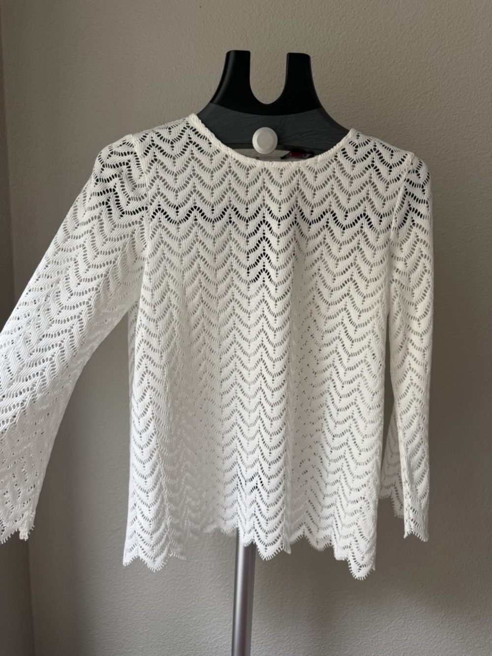 Vince Camuto Women's Ivory Sheer Lace Chevron Round Neck Long Sleeve Blouse XS